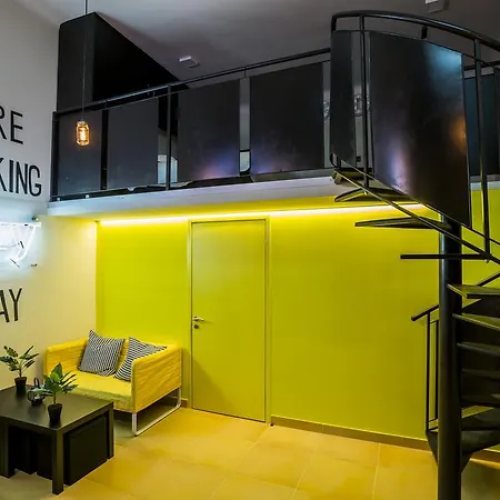 Apartment Rusty Loft & Bar Loft Apartment Budapest
