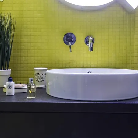 Rusty Loft & Bar Loft Apartment Budapest